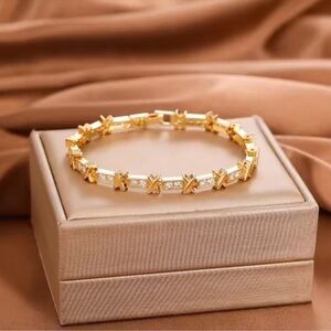 Classic Tennis 18K Gold Stainless Steel Links Crystal Bracelet